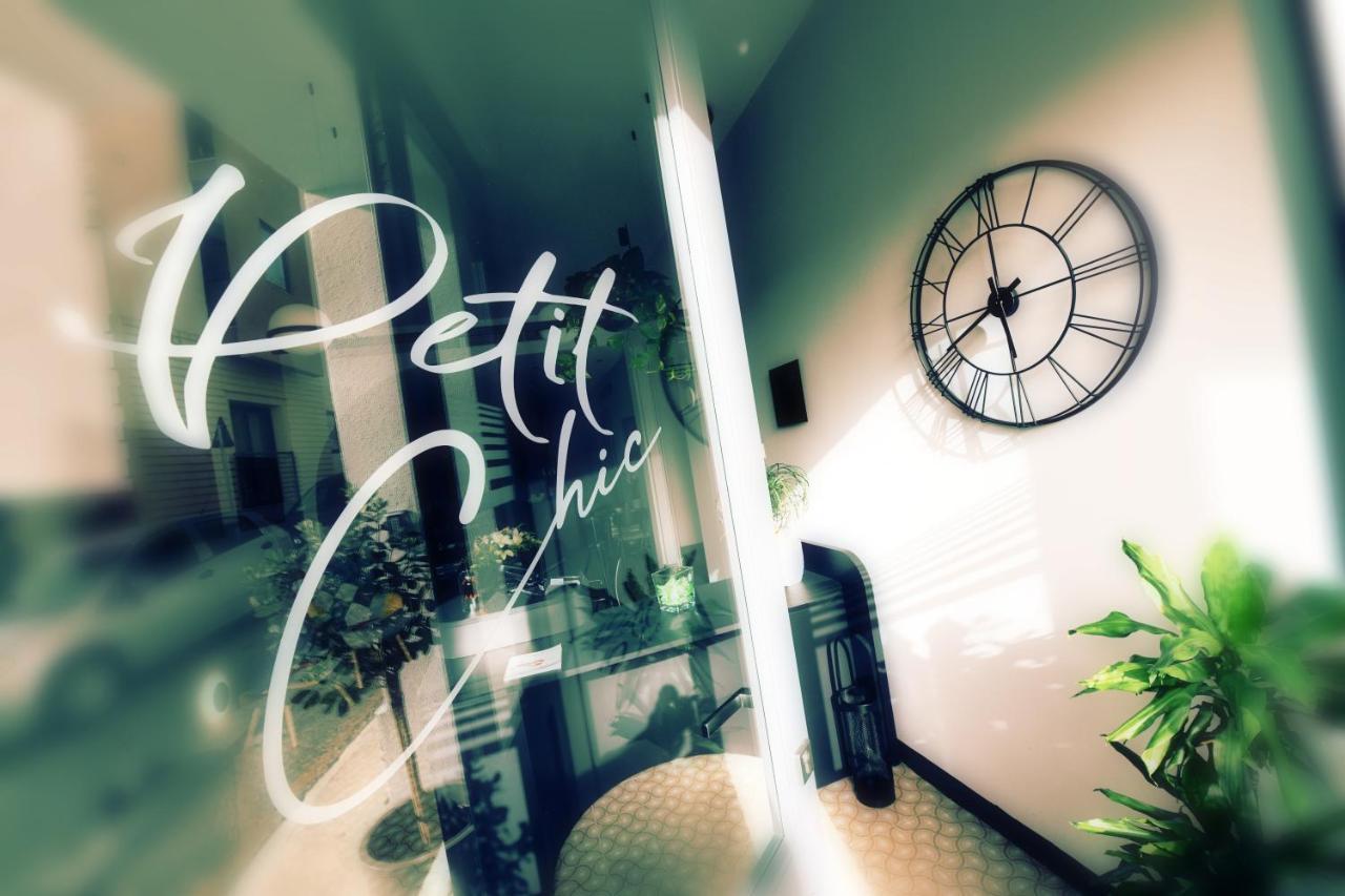 Victoria By Petit Chic Bed & Breakfast Mellieha Exterior photo