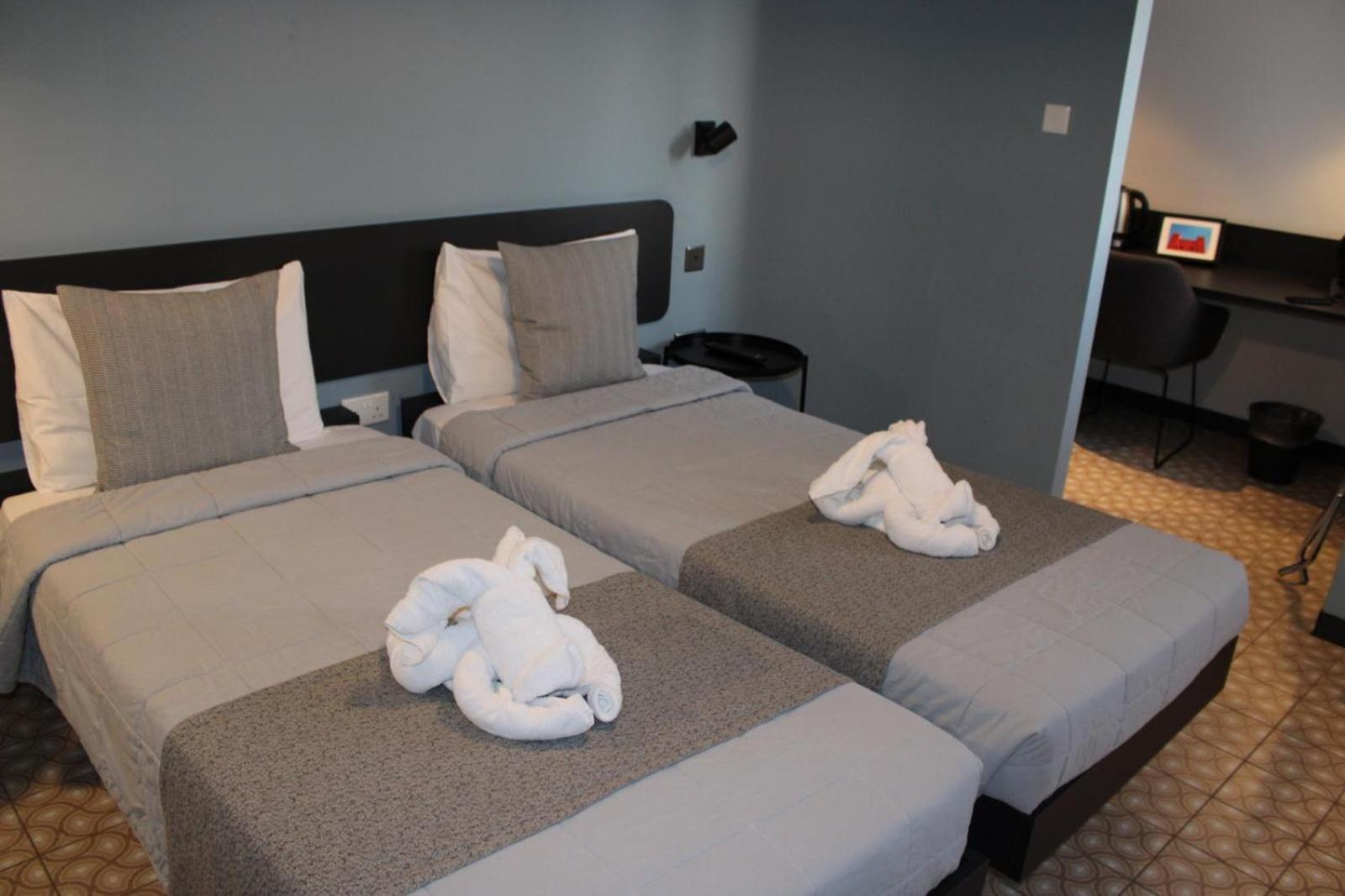 Victoria By Petit Chic Bed & Breakfast Mellieha Exterior photo